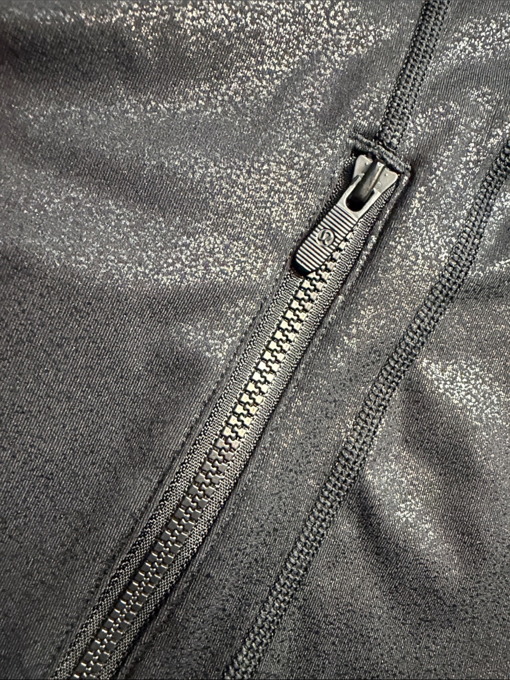 lululemon Define shine Matte Shimmer. Foil. On the Move.  Full-Zip  Jacket. 12 - Picture 8 of 14